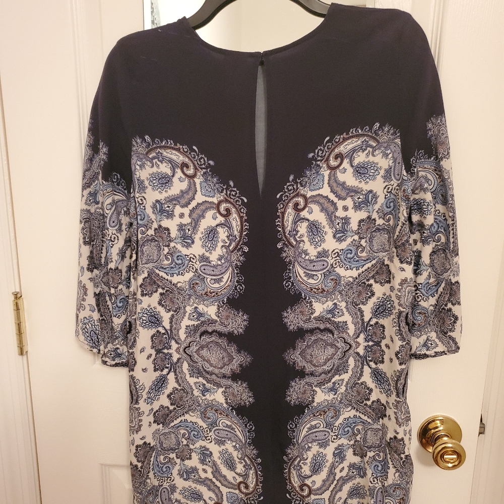 Dress - Picture 3 of 4